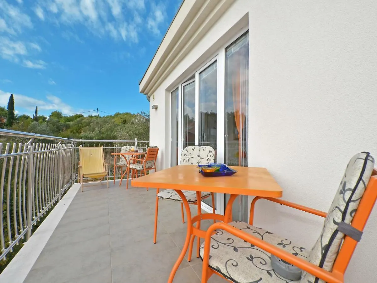Dondras Residence Trogir 0*,  Croatia